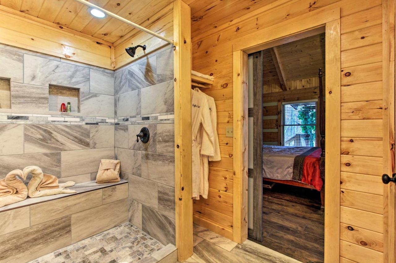 Sevierville Cabin With Private Hot Tub And Fireplace! Екстериор снимка