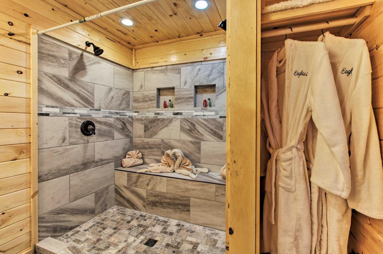 Sevierville Cabin With Private Hot Tub And Fireplace! Екстериор снимка